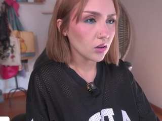 maeeve Live Webcam on CamSoda
