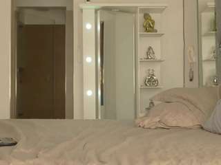 niiaa1 Live Webcam on CamSoda