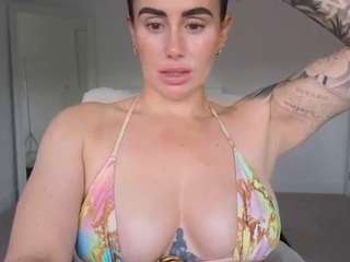 libbyloveheart private show