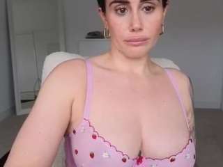 Libbyloveheart live cam preview