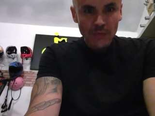 bobbyrey live cam profile