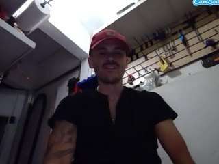 Live cam show with bobbyrey