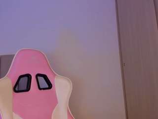 isabella-bunny Live Webcam on CamSoda