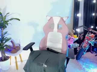 emmarussellx's Live Sex Cam Show