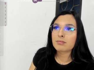 naty-pink Live Webcam on CamSoda