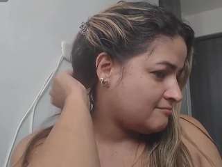 adhara from CamSoda