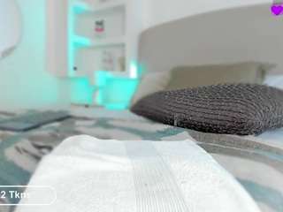 maddy-hot Live Webcam on CamSoda