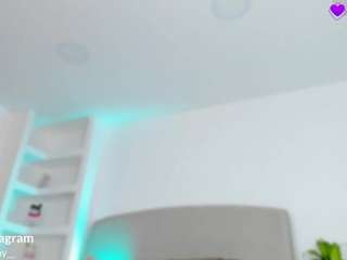 maddy-hot's CamSoda show and profile