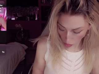 annie1ann Live Webcam on CamSoda