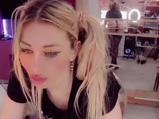 annie1ann's Live Sex Cam Show