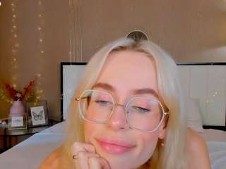 bellatip live webcam show