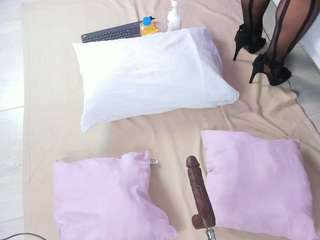 elizabeth-bree webcam