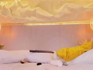 elizabeth-bree live webcam show