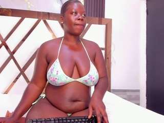 ebony-angel4