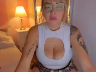 halannax's Live Sex Cam Show