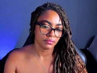Yougirlebony live cam preview