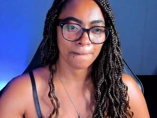 Yougirlebony