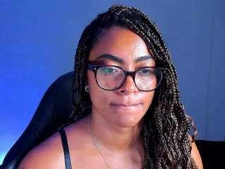 Yougirlebony