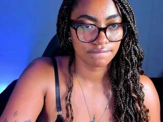 Yougirlebony