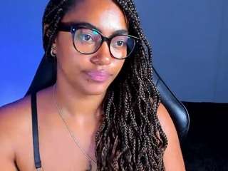 Yougirlebony