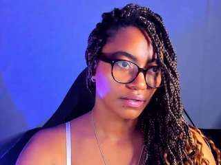Yougirlebony