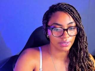 Yougirlebony