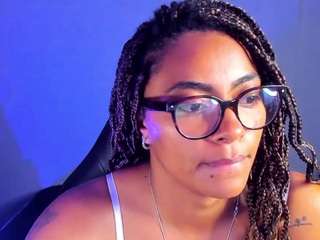 Yougirlebony