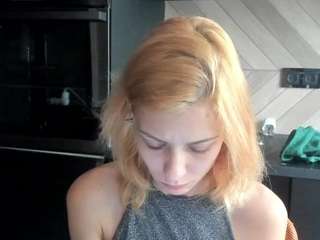 karoline1201 Live Webcam on CamSoda