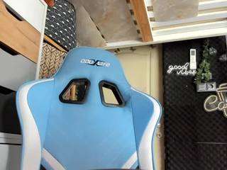 karoline1201 webcam
