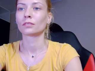 karoline1201 Live Webcam on CamSoda
