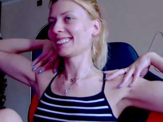 karoline1201 webcam