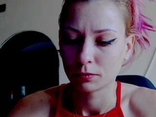 karoline1201 Live Webcam on CamSoda