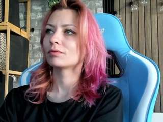 karoline1201 webcam