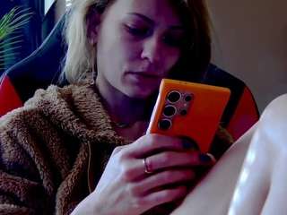 karoline1201 Live Webcam on CamSoda