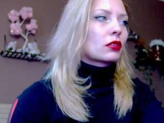 karoline1201 Live Webcam on CamSoda