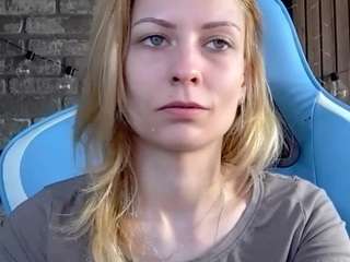 karoline1201 webcam