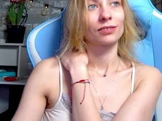 karoline1201 webcam