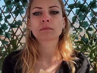 karoline1201 Profile Image