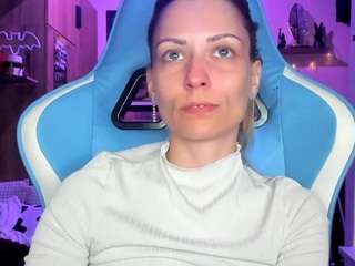 karoline1201 Live Webcam on CamSoda