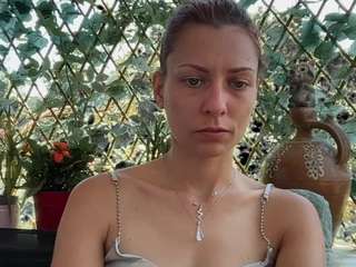 karoline1201 cam
