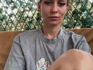 karoline1201 Live Webcam on CamSoda