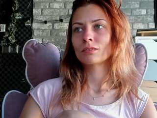 karoline1201 live webcam show