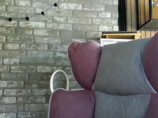 karoline1201 live webcam show