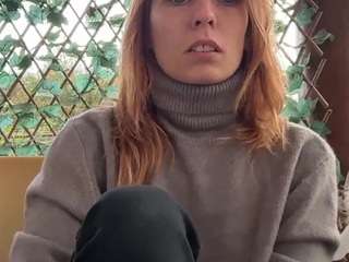 karoline1201 live cam preview