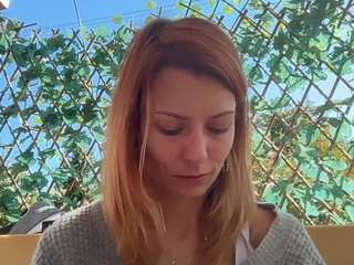 karoline1201 live cam preview