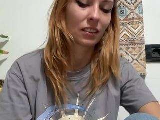 karoline1201 live cam preview