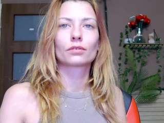 karoline1201 live cam preview