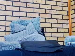 ivorydreams live cam preview