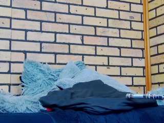ivorydreams live cam preview