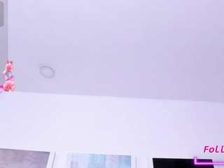 karla-mille Live Webcam on CamSoda